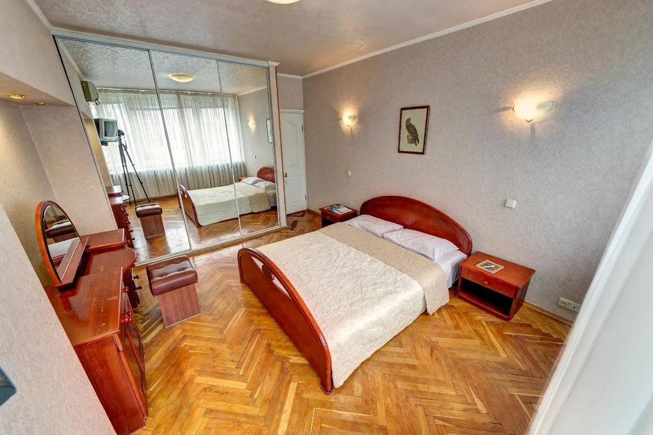 Apartments On The Street Bogdan Khmelnitsky, 39 Kijev Ukrajna
